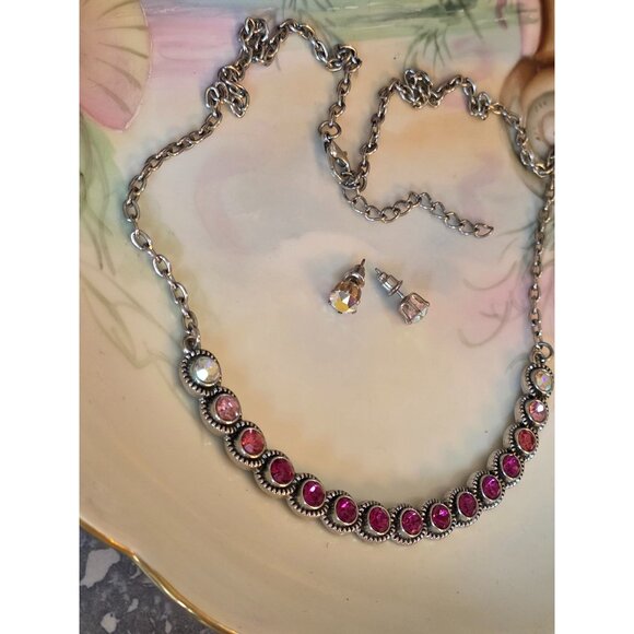 Vintage Style Silver Necklace & Earring Set With Pink & Clear Rhinestones - Picture 5 of 7